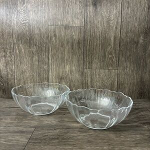 Arcoroc France Glass Serving Bowls | Set of 2 | Scalloped Rim